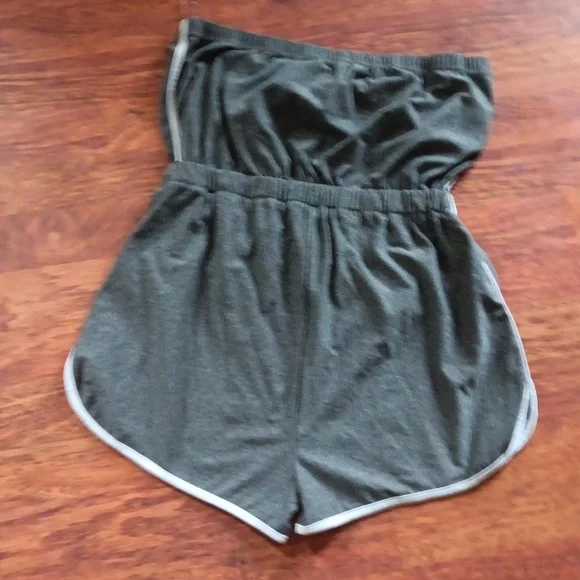 Strapless romper - Picture 5 of 6